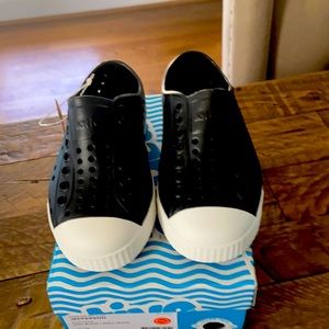 Native shoes Size 9 Toddlers